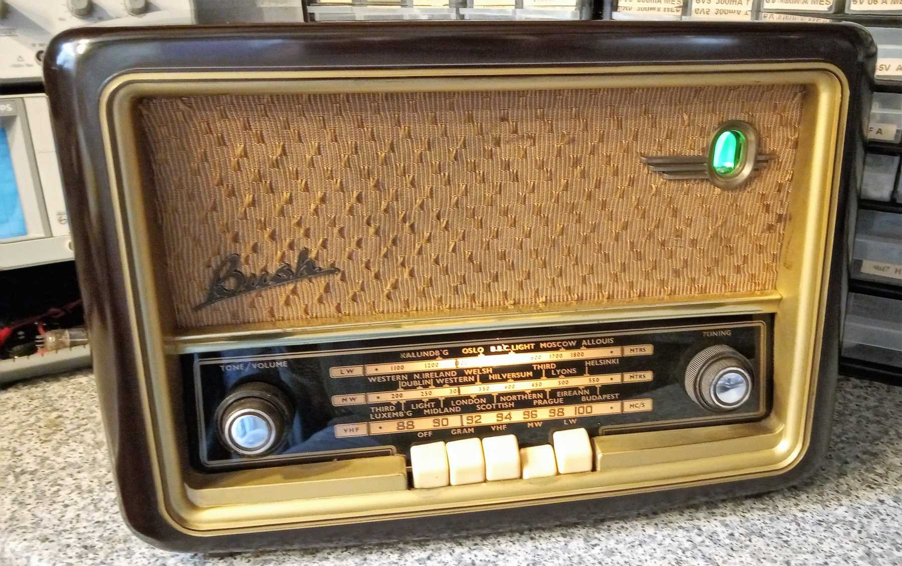 Restored British Vintage Radios For Sale